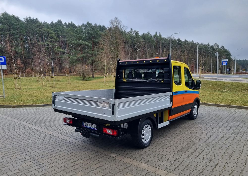 Ford Transit - Carrinha cabine dupla: foto 4 Ford Transit - Carrinha cabine dupla: foto 4