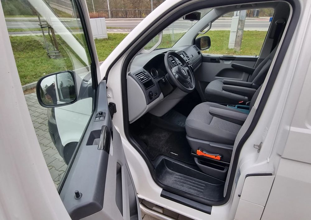 Furgão compacto Volkswagen Transporter: foto 15 Furgão compacto Volkswagen Transporter: foto 15