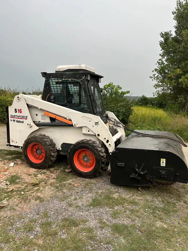 BOBCAT S16 - Mini pá carregadora: foto 2 BOBCAT S16 - Mini pá carregadora: foto 2