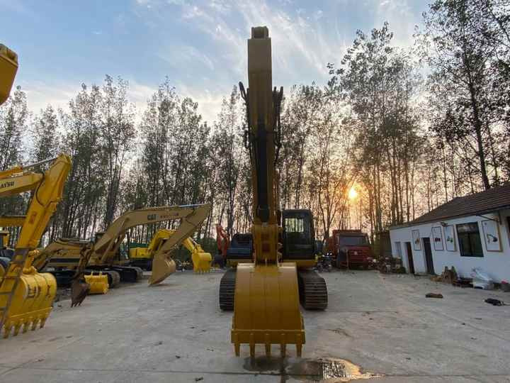CAT320D Second Hand Excavator , Original Japan CAT Excavator , CAT 320D 320C 320B Digger - Escavadora de rastos: foto 3 CAT320D Second Hand Excavator , Original Japan CAT Excavator , CAT 320D 320C 320B Digger - Escavadora de rastos: foto 3