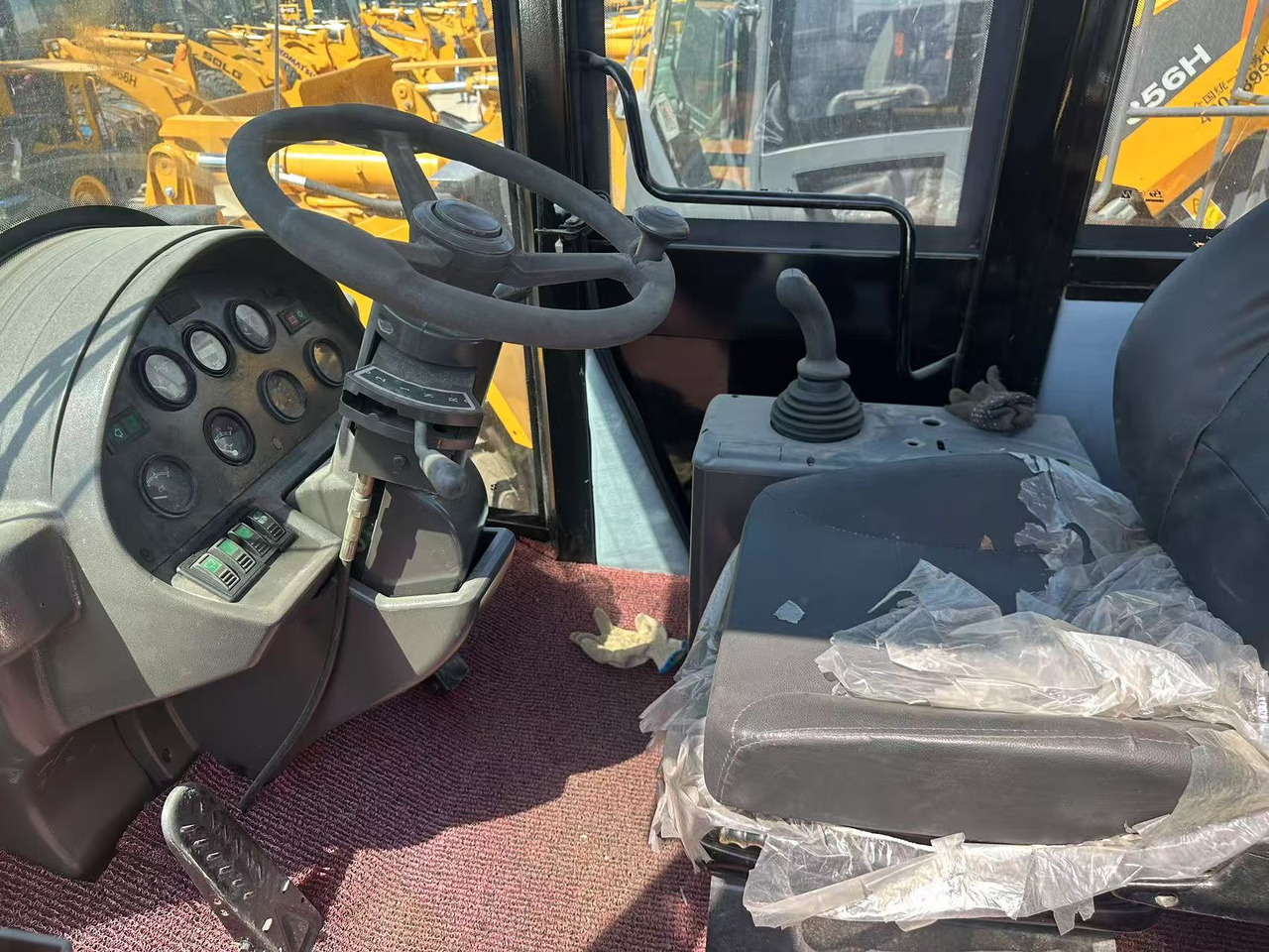 CATERPILLAR 950H wheel loader in stock for sale - Pá carregadora de rodas: foto 4 CATERPILLAR 950H wheel loader in stock for sale - Pá carregadora de rodas: foto 4
