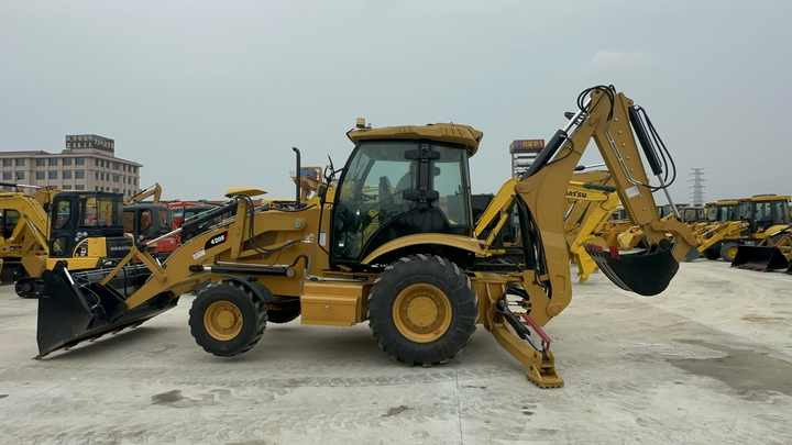 Cheap Prices Good Condition High Performance CAT 420F Used Backhoe Loader for Sale - Retroescavadeira: foto 2 Cheap Prices Good Condition High Performance CAT 420F Used Backhoe Loader for Sale - Retroescavadeira: foto 2
