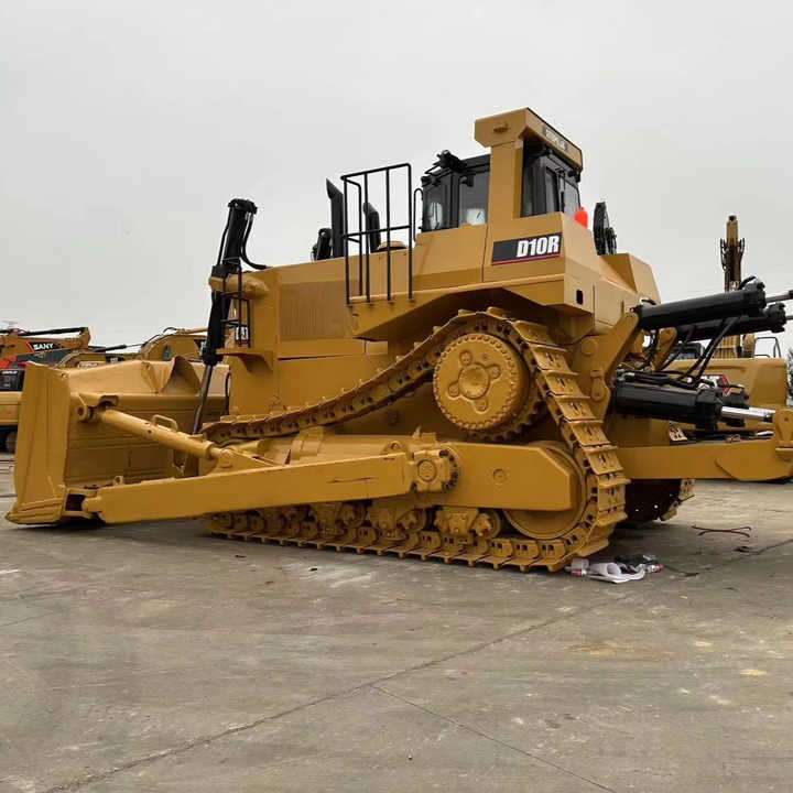 New Arrival Used Cat D10r Bulldozer on Hot Sale Original Cat D6 D7 D10 Bulldozer for Sale - Buldôzer: foto 1 New Arrival Used Cat D10r Bulldozer on Hot Sale Original Cat D6 D7 D10 Bulldozer for Sale - Buldôzer: foto 1