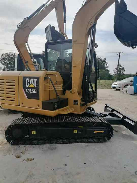 Used CAT 305.5E 5T Second Hand Japan Original MINI Excavator Mining Construction Excavators Hot Sale 306 307 308 Small Mini 6t - Mini escavadeira: foto 3 Used CAT 305.5E 5T Second Hand Japan Original MINI Excavator Mining Construction Excavators Hot Sale 306 307 308 Small Mini 6t - Mini escavadeira: foto 3