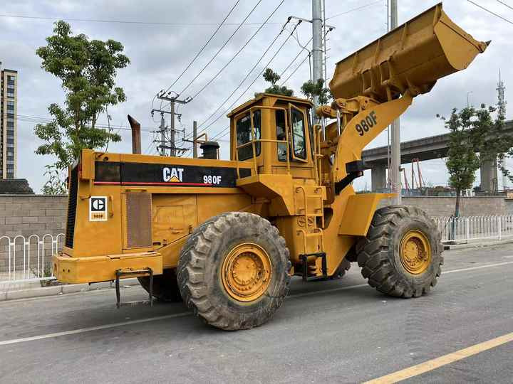 Used CAT 980f 980g 980c Wheel Loader Second Hand Condition CAT 966H 966F 966E 966G Front Loaders for Sale - Pá carregadora de rodas: foto 4 Used CAT 980f 980g 980c Wheel Loader Second Hand Condition CAT 966H 966F 966E 966G Front Loaders for Sale - Pá carregadora de rodas: foto 4