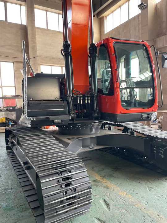 Used Digger DOOSAN DX260 Construction Machinery Construction Digger Used DOOSAN DX260 Cheap Excavator - Escavadora de rastos: foto 3 Used Digger DOOSAN DX260 Construction Machinery Construction Digger Used DOOSAN DX260 Cheap Excavator - Escavadora de rastos: foto 3