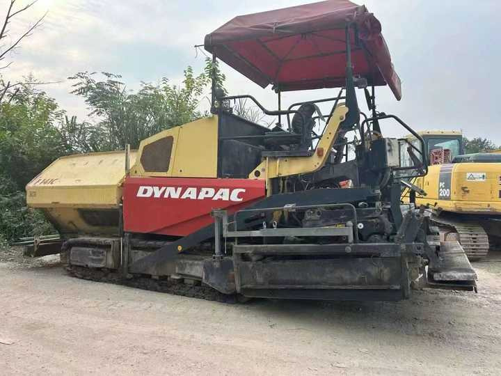 Used Heavy Construction Equipment Dynapac Second Hand Paving Machine Used Machine Hot Sale - Acabadora: foto 4 Used Heavy Construction Equipment Dynapac Second Hand Paving Machine Used Machine Hot Sale - Acabadora: foto 4