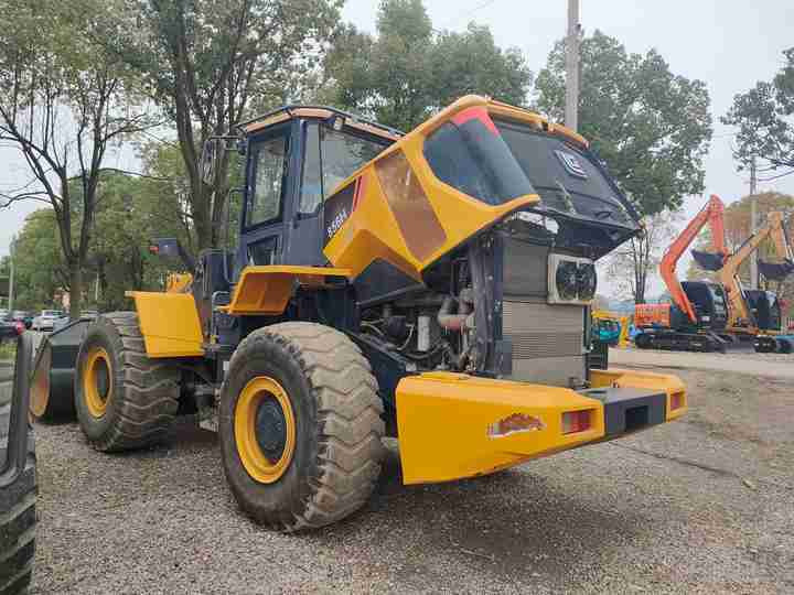 Used LIUGONG 856H wheel in Good Condition for sale 90%new uesd Loader liugong 856h Used Loader For Sale - Pá carregadora de rodas: foto 5 Used LIUGONG 856H wheel in Good Condition for sale 90%new uesd Loader liugong 856h Used Loader For Sale - Pá carregadora de rodas: foto 5