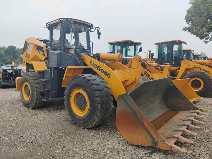 Used LIUGONG 856H wheel in Good Condition for sale 90%new uesd Loader liugong 856h Used Loader For Sale - Pá carregadora de rodas: foto 2 Used LIUGONG 856H wheel in Good Condition for sale 90%new uesd Loader liugong 856h Used Loader For Sale - Pá carregadora de rodas: foto 2