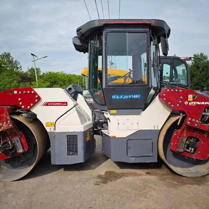 Used Original Dynapac CC5200 Double Drum Vibratory Roller Dynapac 5200 15 Tons Compactor Roller Road Machinery on Sale - Compactador de asfalto: foto 1 Used Original Dynapac CC5200 Double Drum Vibratory Roller Dynapac 5200 15 Tons Compactor Roller Road Machinery on Sale - Compactador de asfalto: foto 1