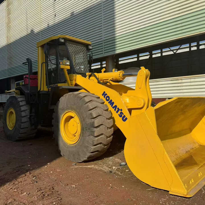 Used komatsu WA470-3 Model Wheel Loader Second Hand Machine Popular Brand Japan komatsu Hydraulic Machinery - Pá carregadora de rodas: foto 1 Used komatsu WA470-3 Model Wheel Loader Second Hand Machine Popular Brand Japan komatsu Hydraulic Machinery - Pá carregadora de rodas: foto 1