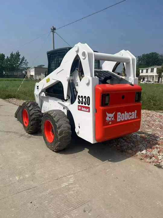 Very Low Price American Brand Used Bobcat S330 Skid Steer Loader with Superior Performance for Sale S160/S180/S300 in Stock - Mini pá carregadora: foto 4 Very Low Price American Brand Used Bobcat S330 Skid Steer Loader with Superior Performance for Sale S160/S180/S300 in Stock - Mini pá carregadora: foto 4