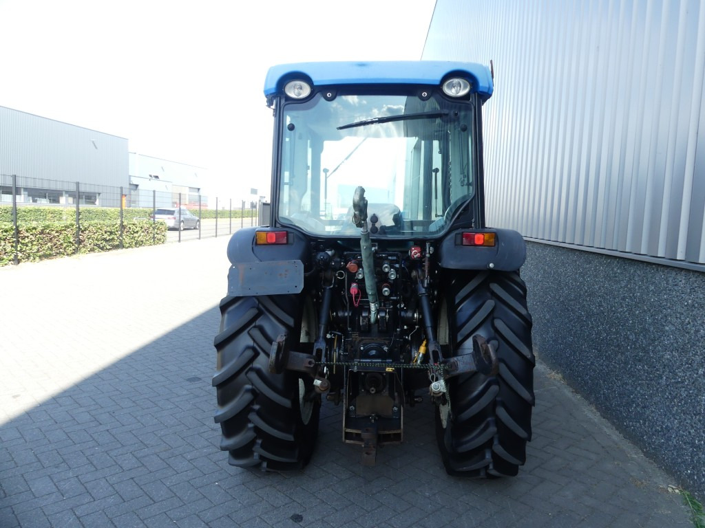 NEW HOLLAND T4040F - Mini trator: foto 4 NEW HOLLAND T4040F - Mini trator: foto 4