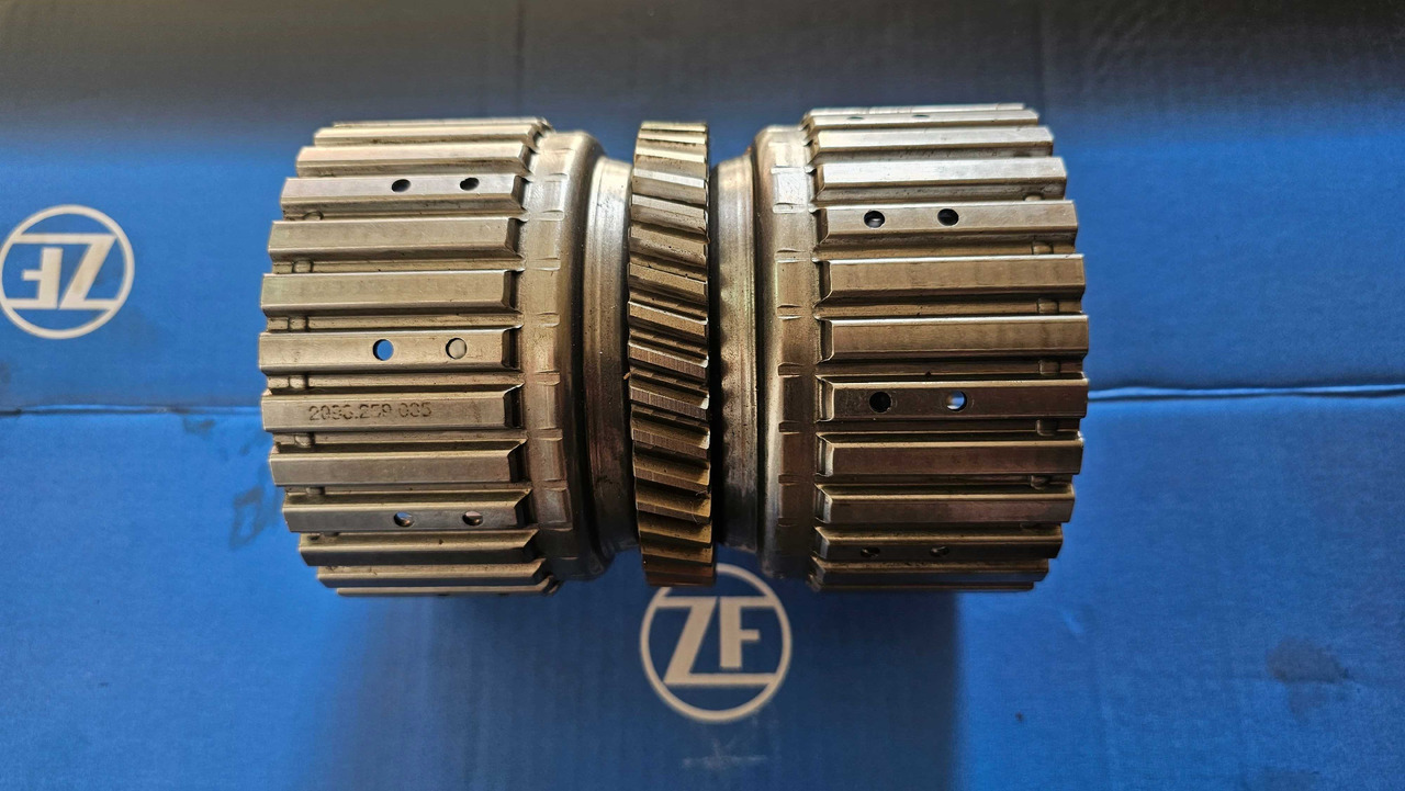 Kosz sprzęgła Deutz Fahr Same Lamborghini 0.900.0883.5 - Peça de reposição para Máquina agrícola: foto 1 Kosz sprzęgła Deutz Fahr Same Lamborghini 0.900.0883.5 - Peça de reposição para Máquina agrícola: foto 1