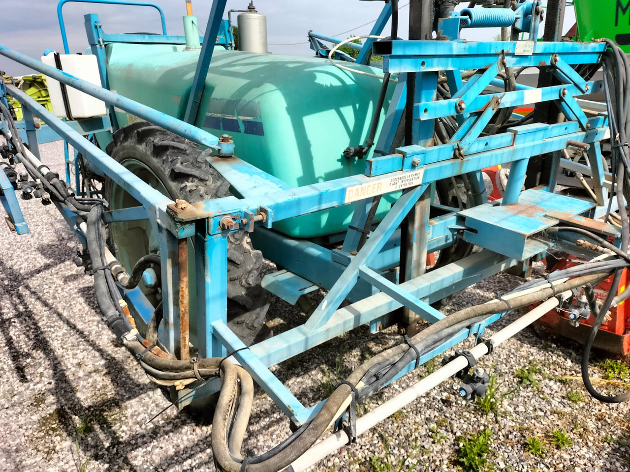 Berthoud ALBA V 2200 - Equipamento de fertilização: foto 3 Berthoud ALBA V 2200 - Equipamento de fertilização: foto 3