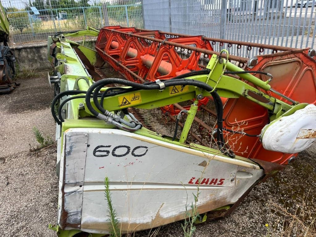 Claas C 600 - Plataforma para colheitadeira: foto 1 Claas C 600 - Plataforma para colheitadeira: foto 1