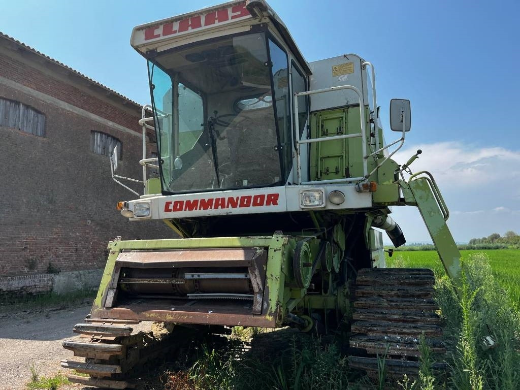 Claas COMMANDOR 116 CS RISO - Ceifeira debulhadora: foto 4 Claas COMMANDOR 116 CS RISO - Ceifeira debulhadora: foto 4
