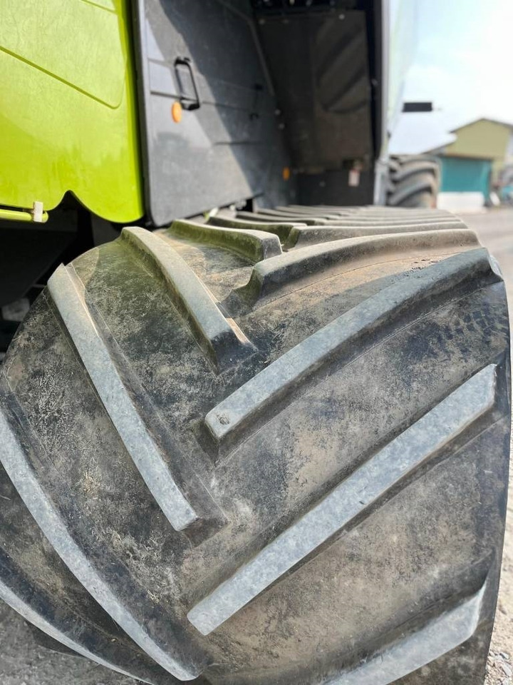 Claas LEXION 7600 TT - Ceifeira debulhadora: foto 5 Claas LEXION 7600 TT - Ceifeira debulhadora: foto 5