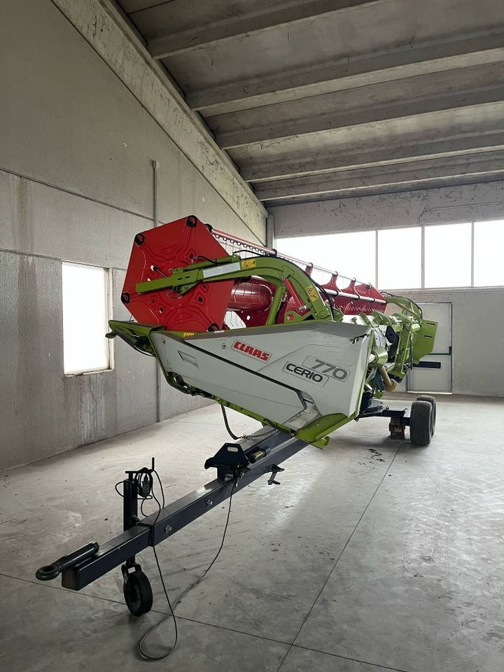 Claas LEXION 7700 TT RISO - Ceifeira debulhadora: foto 5 Claas LEXION 7700 TT RISO - Ceifeira debulhadora: foto 5