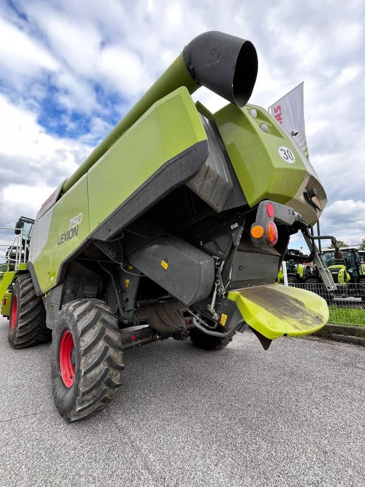 Claas Lexion 750 - Ceifeira debulhadora: foto 2 Claas Lexion 750 - Ceifeira debulhadora: foto 2