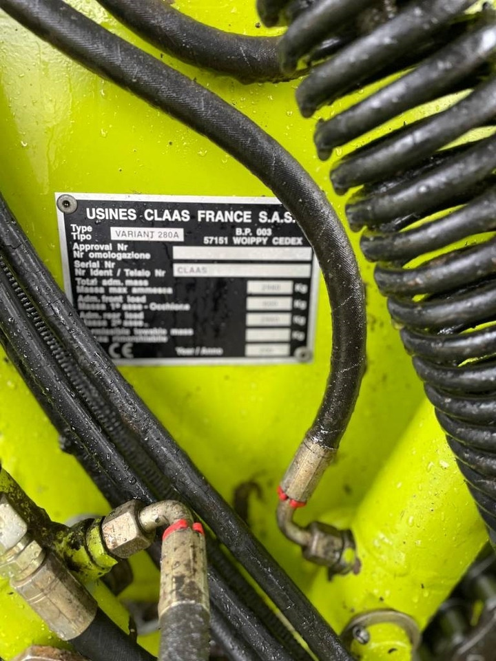 Claas Variant 280 - Enfardadeira de fardos redondos: foto 4 Claas Variant 280 - Enfardadeira de fardos redondos: foto 4