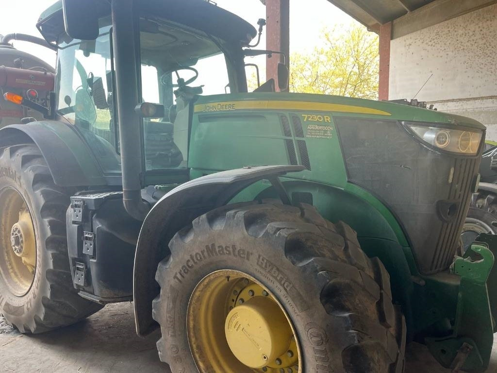 John Deere 7230 R - Trator: foto 1 John Deere 7230 R - Trator: foto 1