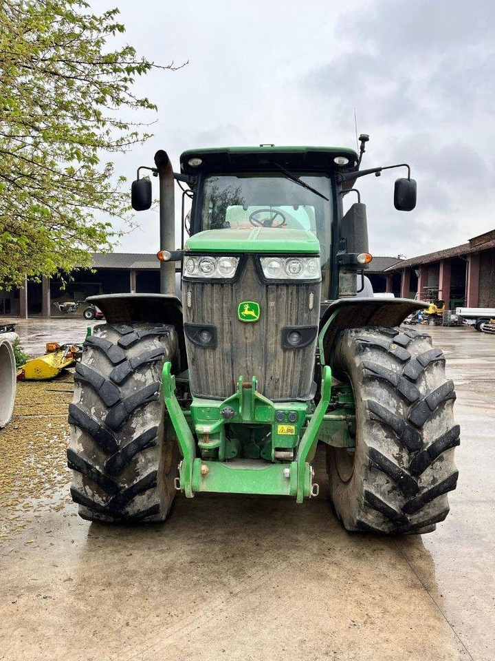 John Deere 7230 R - Trator: foto 1 John Deere 7230 R - Trator: foto 1