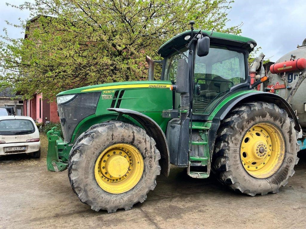 John Deere 7230 R - Trator: foto 2 John Deere 7230 R - Trator: foto 2