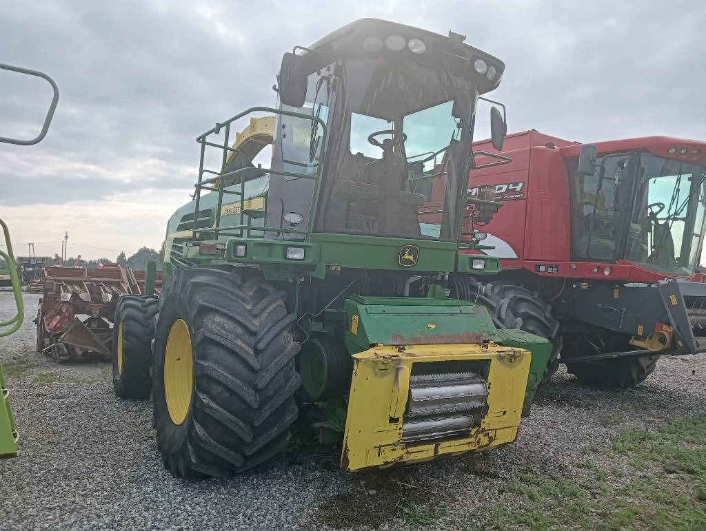 John Deere 7780 i ProDrive - Picadora de forragem automotriz: foto 1 John Deere 7780 i ProDrive - Picadora de forragem automotriz: foto 1