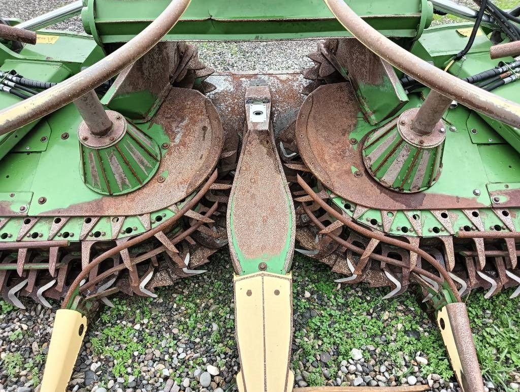 Krone E-COLLECT 750 - Máquina para produção de feno: foto 3 Krone E-COLLECT 750 - Máquina para produção de feno: foto 3