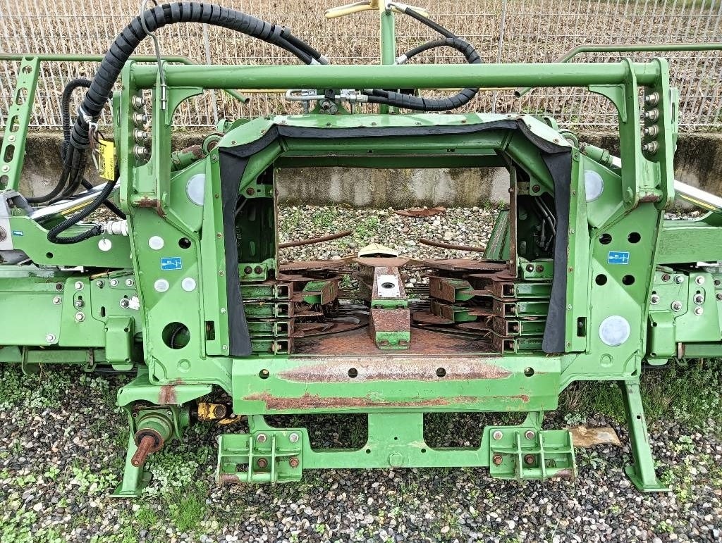 Krone E-COLLECT 750 - Máquina para produção de feno: foto 5 Krone E-COLLECT 750 - Máquina para produção de feno: foto 5