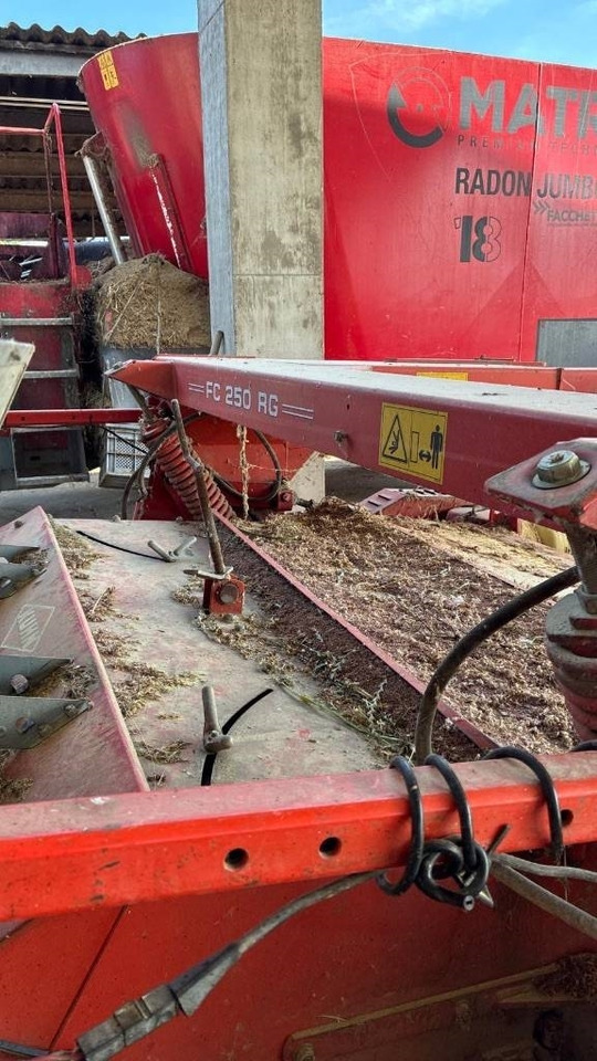 Kuhn FC 250 R G - Gadanheira: foto 4 Kuhn FC 250 R G - Gadanheira: foto 4