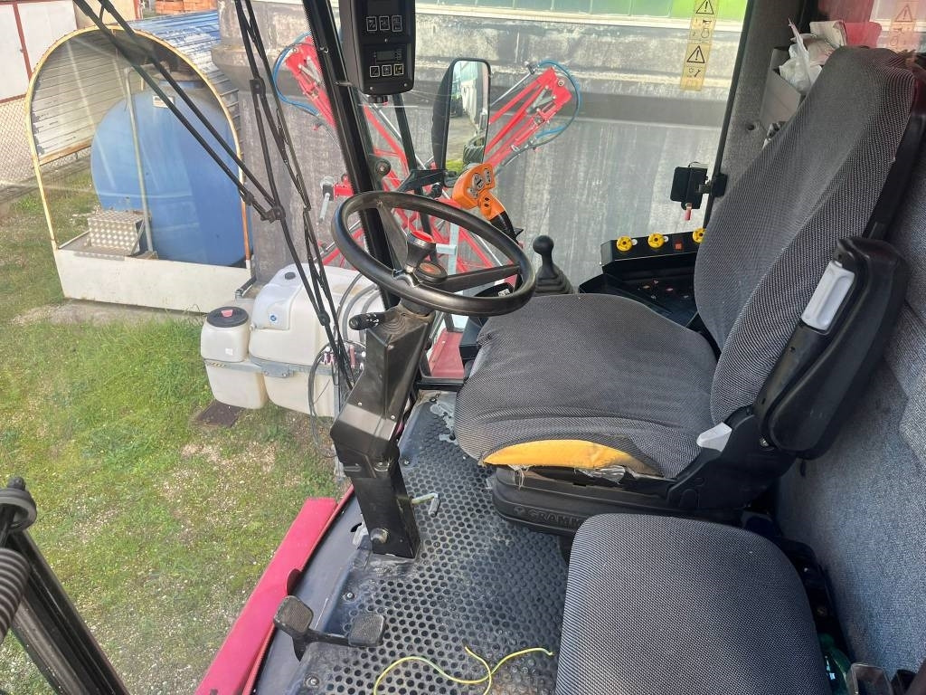 Laverda 25.50  - Ceifeira debulhadora: foto 2 Laverda 25.50  - Ceifeira debulhadora: foto 2