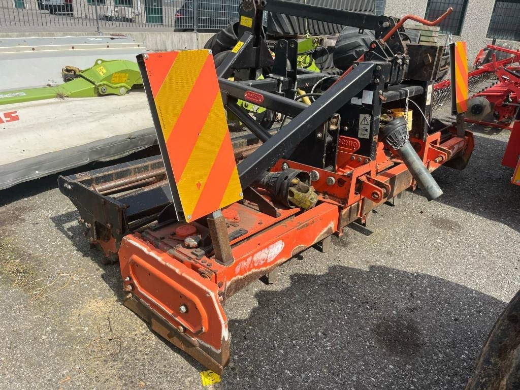 Maschio DM 3000 - Grade: foto 1 Maschio DM 3000 - Grade: foto 1