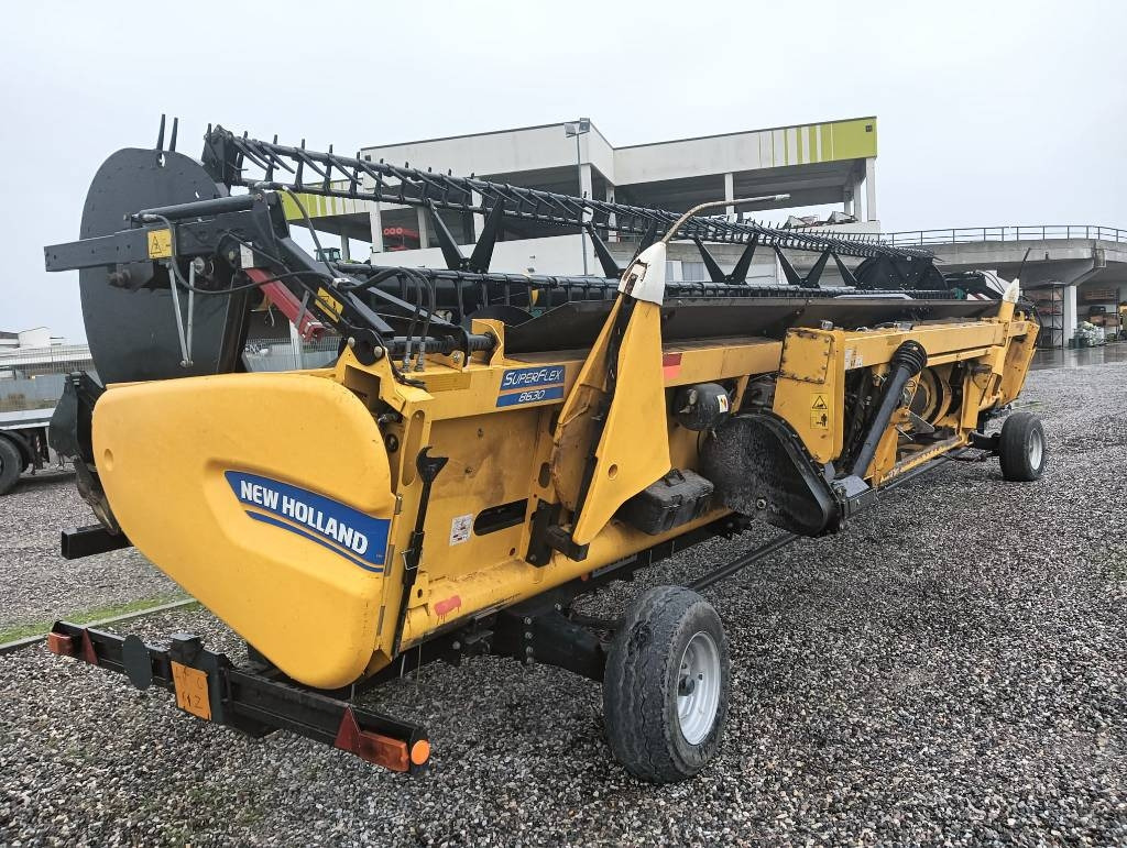 New Holland SOIA A TAPPETI FLEX 9 MT - Equipamento para colheitadeira: foto 1 New Holland SOIA A TAPPETI FLEX 9 MT - Equipamento para colheitadeira: foto 1