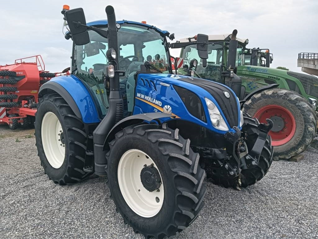 New Holland T 5.120 - Trator: foto 1 New Holland T 5.120 - Trator: foto 1