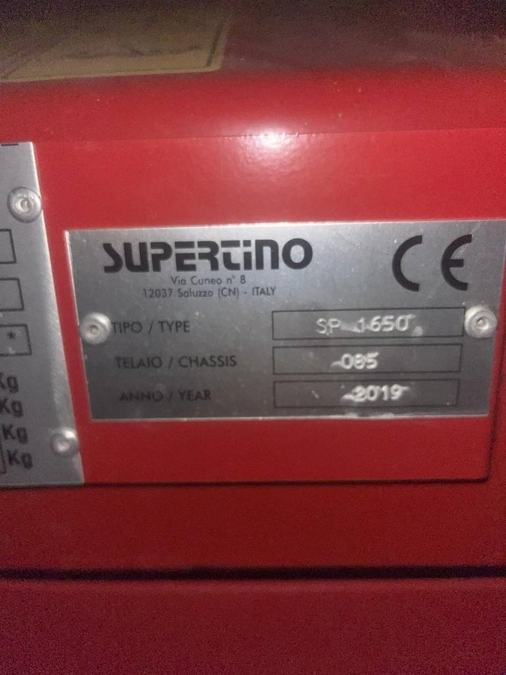 Supertino SP 1650 MASTER PLUS - Enfardadeira de fardos redondos: foto 3 Supertino SP 1650 MASTER PLUS - Enfardadeira de fardos redondos: foto 3