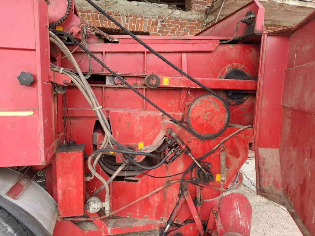 Supertino SP 60 120 - Enfardadeira de fardos redondos: foto 2 Supertino SP 60 120 - Enfardadeira de fardos redondos: foto 2