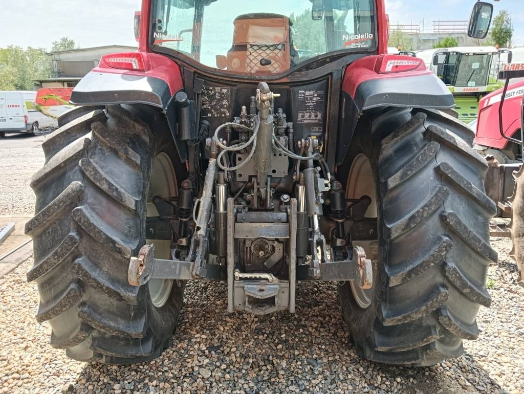 Trator Valtra A 114: foto 6