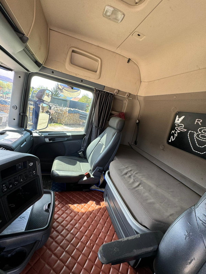Camião de transporte de madeira, Camião grua para transporte de madeiras SCANIA R730: foto 7