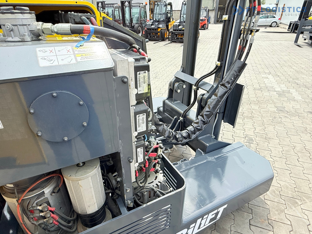Empilhador de 4 vias novo COMBILIFT MR / ELECTRIC / TRIPLEX – 6000MM / FULL FREE LIFT / WIDE POSITIONER / FORK SIDESHIFT / ONLY 1400 HOURS / LIKE NEW [ Copy ]: foto 35