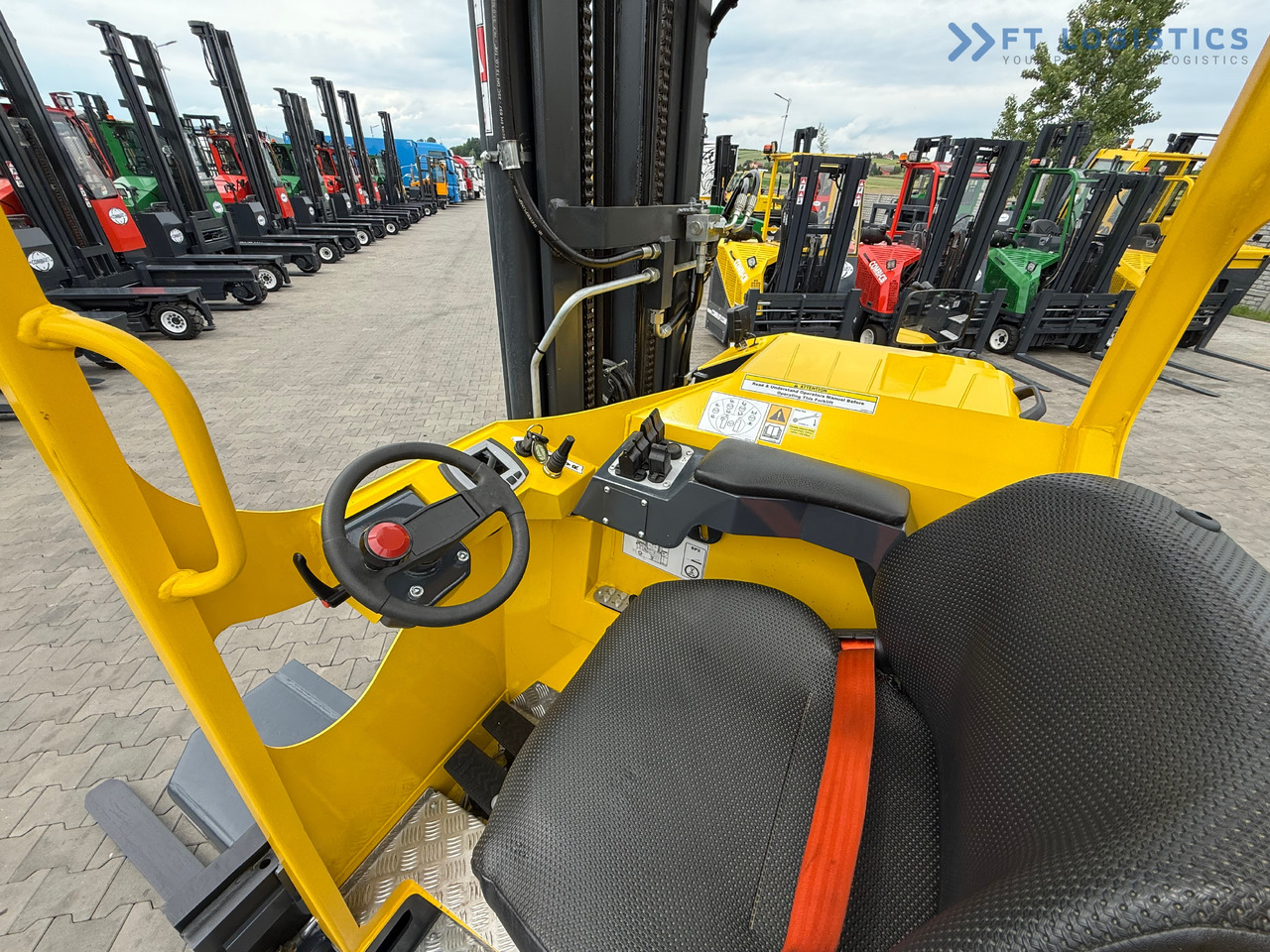 Empilhador de 4 vias novo COMBILIFT MR / ELECTRIC / TRIPLEX – 6000MM / FULL FREE LIFT / WIDE POSITIONER / FORK SIDESHIFT / ONLY 1400 HOURS / LIKE NEW: foto 14