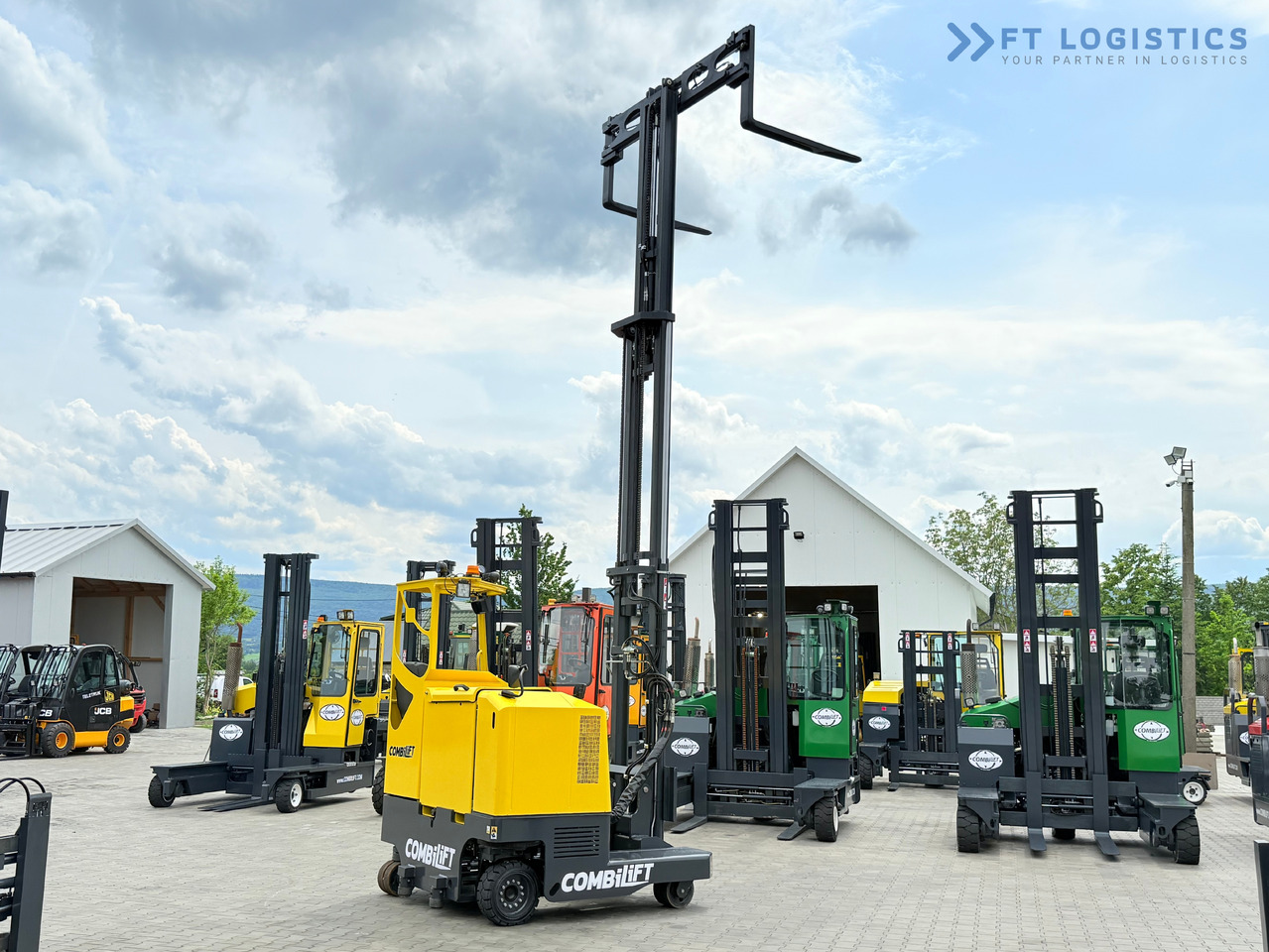 Empilhador de 4 vias novo COMBILIFT MR / ELECTRIC / TRIPLEX – 6000MM / FULL FREE LIFT / WIDE POSITIONER / FORK SIDESHIFT / ONLY 1400 HOURS / LIKE NEW: foto 31
