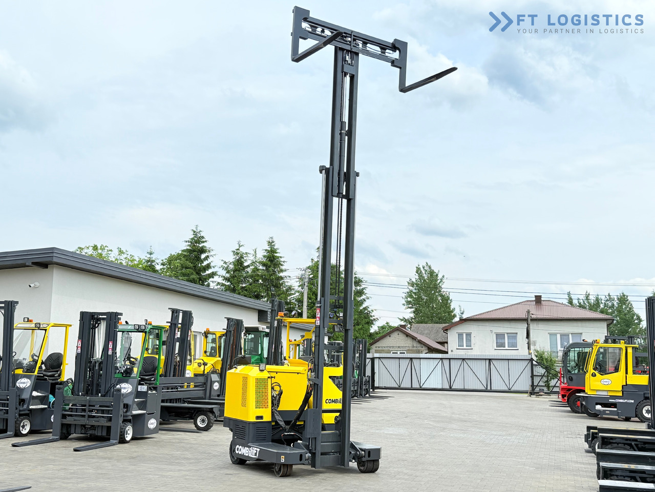 Empilhador de 4 vias novo COMBILIFT MR / ELECTRIC / TRIPLEX – 6000MM / FULL FREE LIFT / WIDE POSITIONER / FORK SIDESHIFT / ONLY 1400 HOURS / LIKE NEW: foto 33