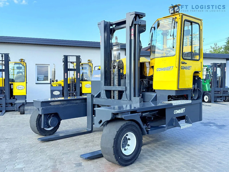 Combilift C14000 / LPG GAS / DUPLEX 3600MM / FREE LIFT / FORK POSITIONER / 1500MM FORKS / LIKE NEW C14000 / LPG GAS / DUPLEX 3600MM / FREE - Empilhador de 4 vias: foto 1 Combilift C14000 / LPG GAS / DUPLEX 3600MM / FREE LIFT / FORK POSITIONER / 1500MM FORKS / LIKE NEW C14000 / LPG GAS / DUPLEX 3600MM / FREE - Empilhador de 4 vias: foto 1