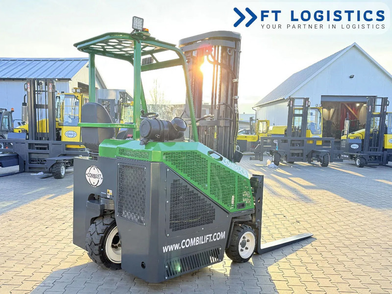 Combilift C2500CB | DIESEL | TRIPLEX 5500MM | FORK POSITIONER | SIDE SHIFT | FREE LIFT | PERFECT CONDITION | A wide range of four-way and - Empilhador de 4 vias: foto 5 Combilift C2500CB | DIESEL | TRIPLEX 5500MM | FORK POSITIONER | SIDE SHIFT | FREE LIFT | PERFECT CONDITION | A wide range of four-way and - Empilhador de 4 vias: foto 5