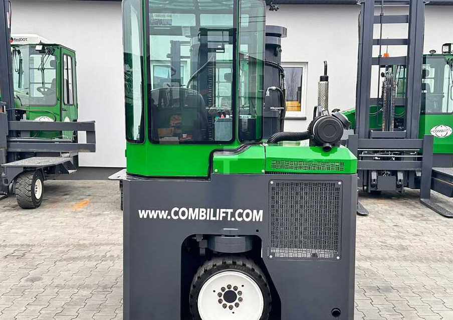 Empilhador de 4 vias Combilift C2500CB / TRIPLEX / DIESEL / 4900MM / FREE LIFT / POSITIONER 1720MM / LIKE NEW: foto 29