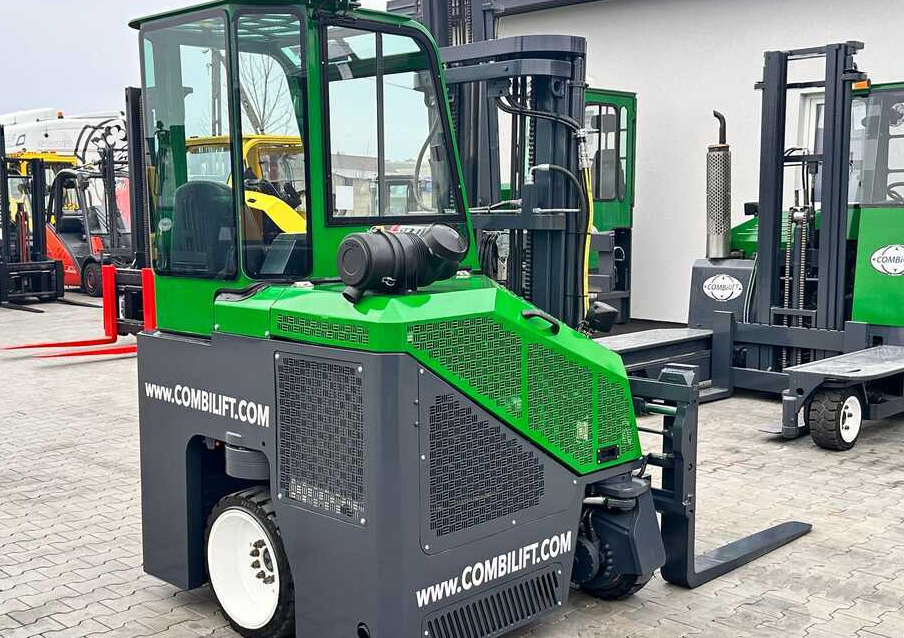 Empilhador de 4 vias Combilift C2500CB / TRIPLEX / DIESEL / 4900MM / FREE LIFT / POSITIONER 1720MM / LIKE NEW: foto 30