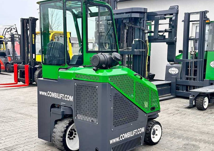 Empilhador de 4 vias Combilift C2500CB / TRIPLEX / DIESEL / 4900MM / FREE LIFT / POSITIONER 1720MM / LIKE NEW: foto 25