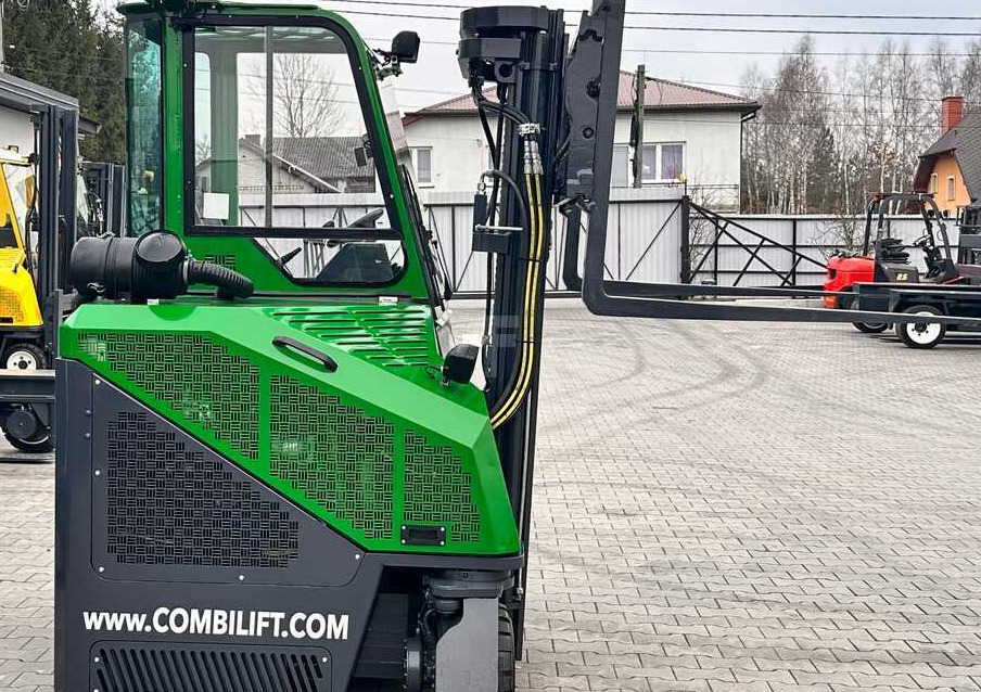Empilhador de 4 vias Combilift C2500CB / TRIPLEX / DIESEL / 4900MM / FREE LIFT / POSITIONER 1720MM / LIKE NEW: foto 13